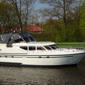 Vera Elite 1