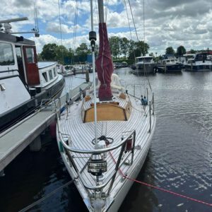 ROYAL HUISMAN 33