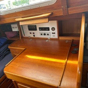 ROYAL HUISMAN 33
