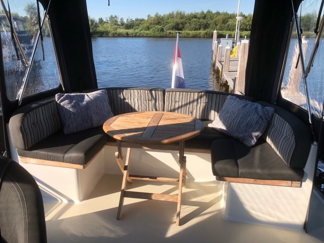 Jachthaven Irnsum Loungebank