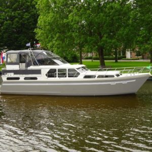 Lauryn Elite zijda jacht