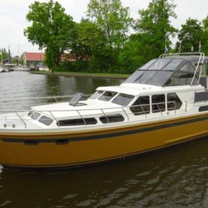 Mirella Elite-jacht-huren