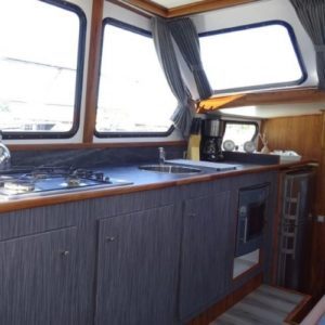 Mirella Elite-jacht-huren