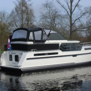 Insulinde Elite-jacht-huren